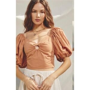 Abercrombie & Fitch Puff Sleeve Peach Crop O Ring Smocked Dainty Milkmaid Top M